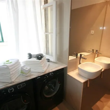 Apartamento Sparkling 4 Bedroom In Lisboa