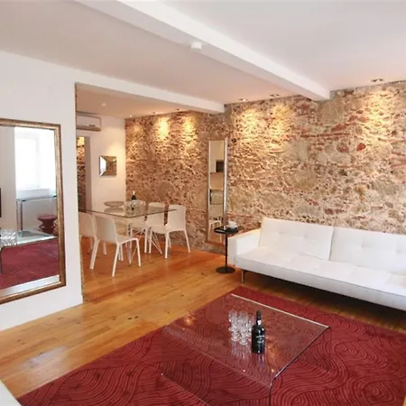 Sparkling 4 Bedroom In Lisbon
